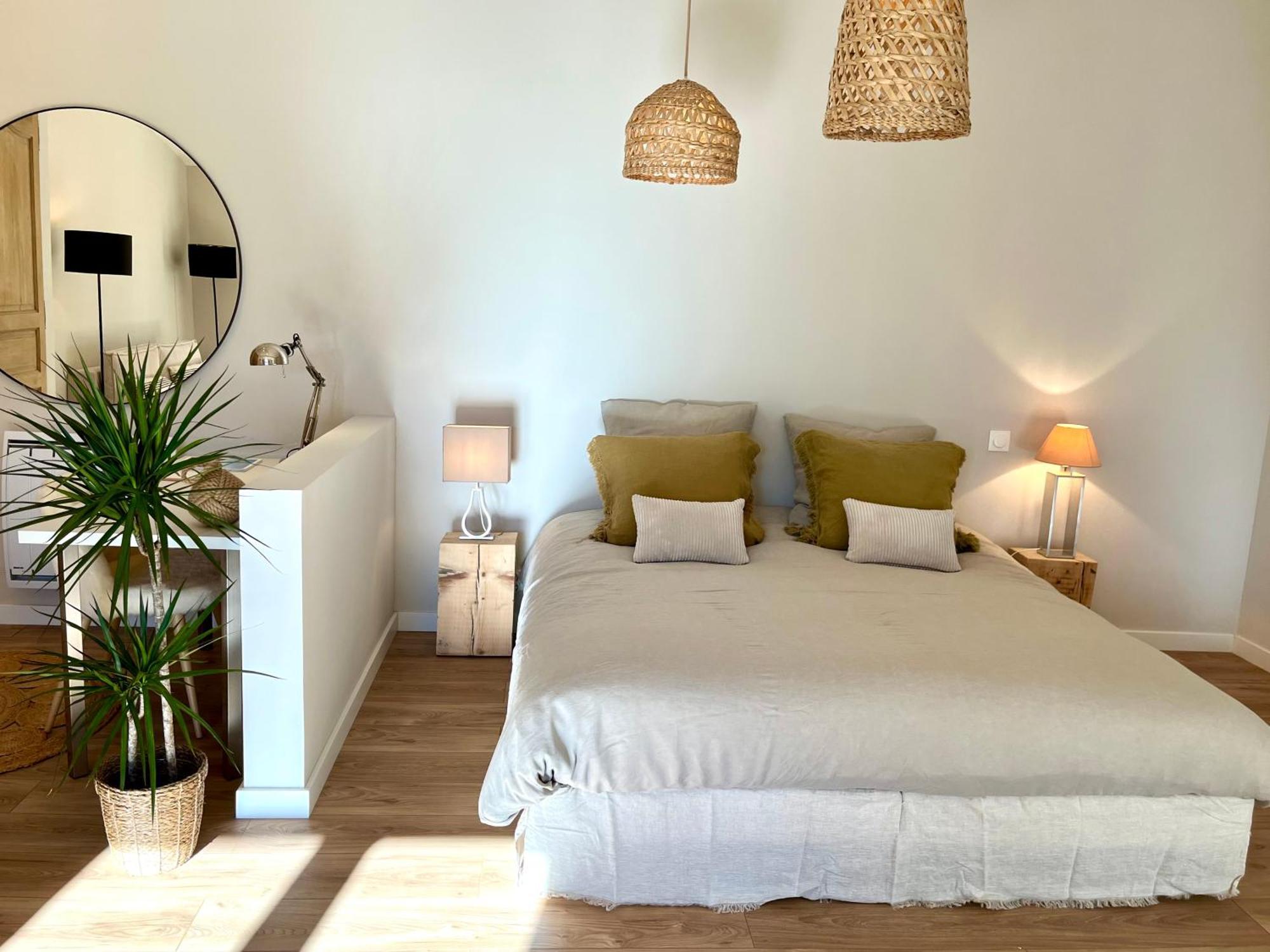 Ferienhaus Charmante Maisonnette Avec Jardin Et Piscine